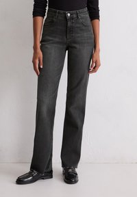 Клешеные брюки Клешеные брюки