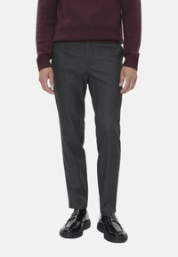 Костюмные брюки