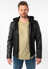 Кожаная куртка