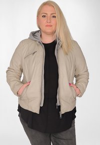 Кожаная куртка