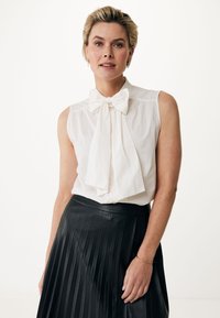 Майка-борцовка