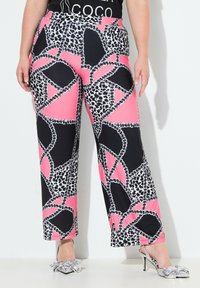 Широкие брюки