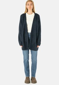 Длинный кардиган