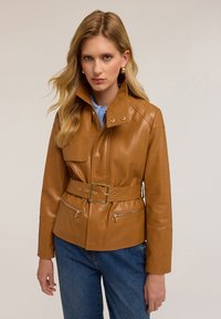 Кожаная куртка