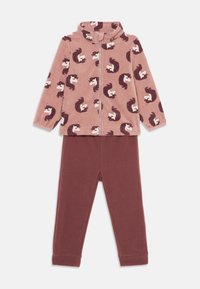 Спортивные штаны Спортивные штаны