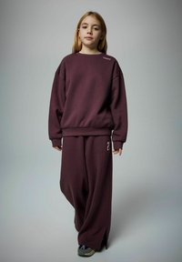 Спортивные штаны Спортивные штаны