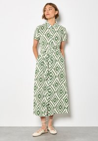 Летнее платье