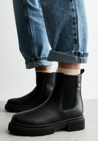 Ботинки челси