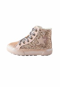 Детская обувь