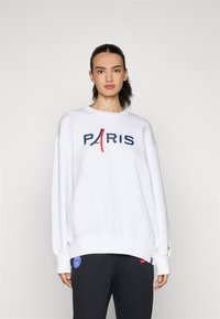 Спортивная толстовка