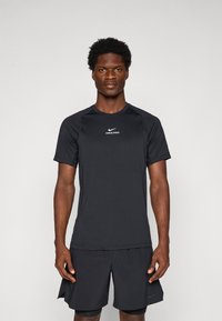 Спортивная майка