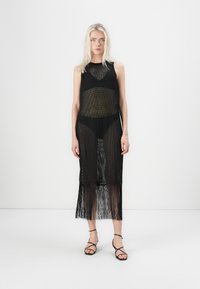 Платье макси