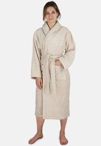 Халат Халат