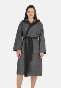 Халат Халат