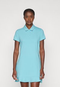 Спортивное платье