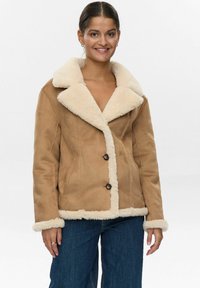 Зимняя куртка Зимняя куртка