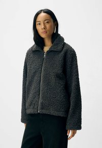 Флисовая куртка