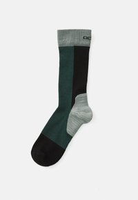 Спортивные носки