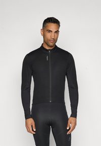 Спортивная куртка