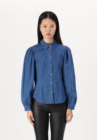 Джинсовая блузка