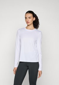 Спортивная майка