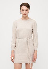 Платье футляр Платье футляр