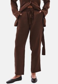 Широкие брюки