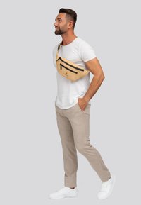 Сумка на пояс