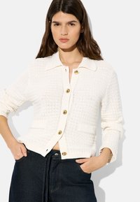 Вязаная кофта Вязаная кофта