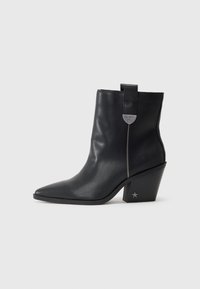 Полусапожки