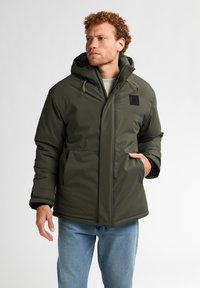 Зимняя куртка Зимняя куртка