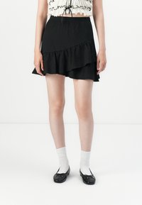 Юбка с воланами