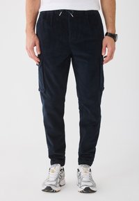 Вельветовые брюки