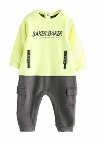 Набор одежды