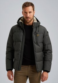 Зимняя куртка