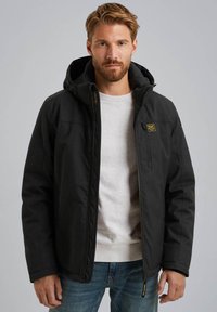 Зимняя куртка