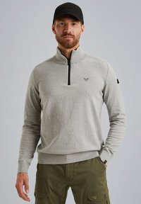 Пуловер Пуловер