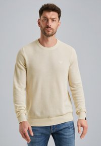 Пуловер Пуловер