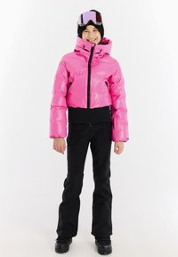 Зимняя куртка