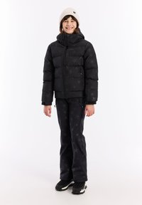 Зимняя куртка