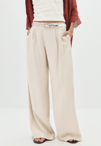 Широкие брюки