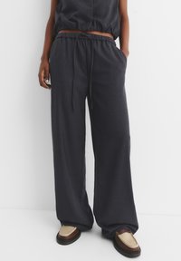 Прямые брюки