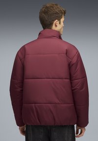 Зимняя куртка