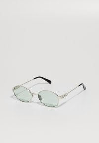 Солнечные очки