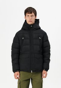 Зимняя куртка