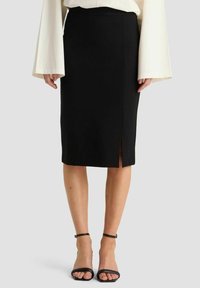 Юбка-карандаш