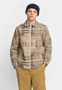 Рубашка Рубашка