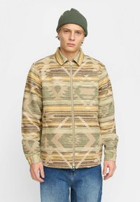 Рубашка Рубашка