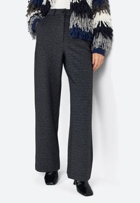 Прямые брюки