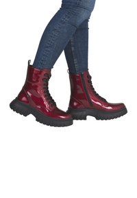 Широкие сапоги